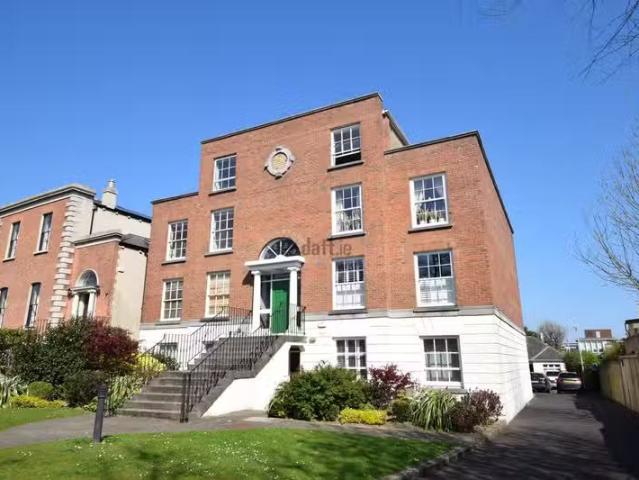 Apartment 14, Belgrave View, Ranelagh, Dublin 6 is for rent