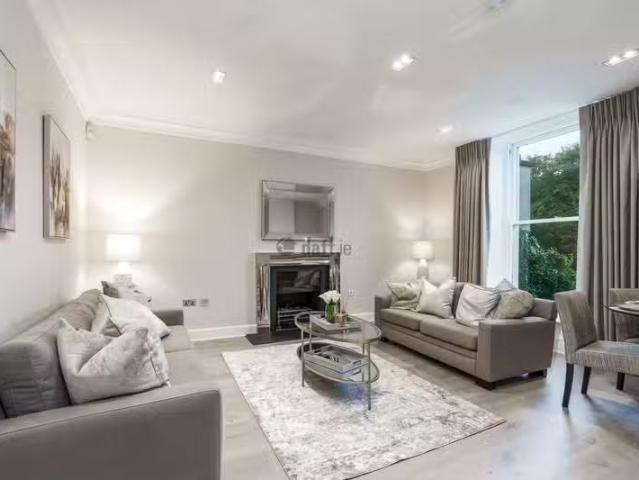 Apartment, 152.154 Pembroke Road, Ballsbridge, Dublin 4 is fo.