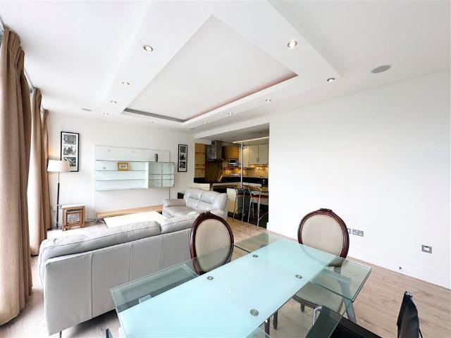 Apartment 163, Adelaide Square, Whitefriar Street, Dublin 8, Dublin