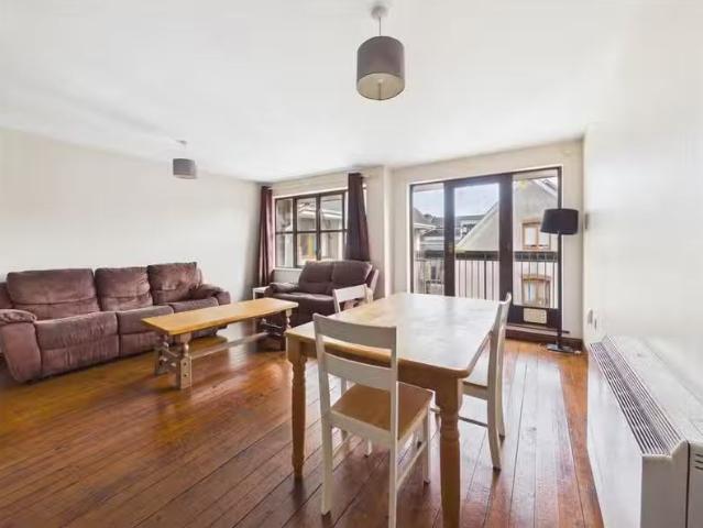 Apartment 17, Kirwans Court, Kirwans Lane, Galway, Co. Galway.