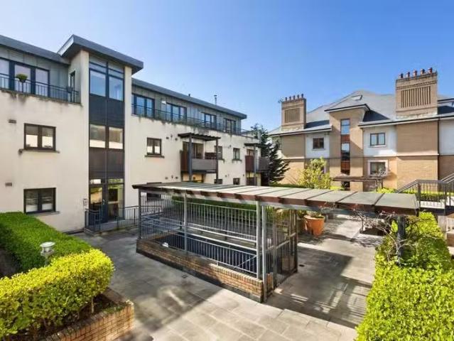 Apartment 18, Hollybrook Mews, Clontarf, Dublin 3, D03YH50 is.