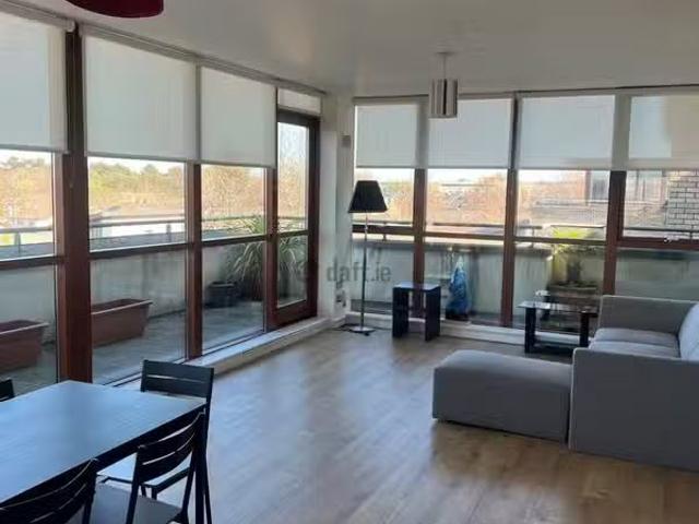 Apartment 193, De Bret House, Loreto Abbey, Rathfarnham, Dubli.