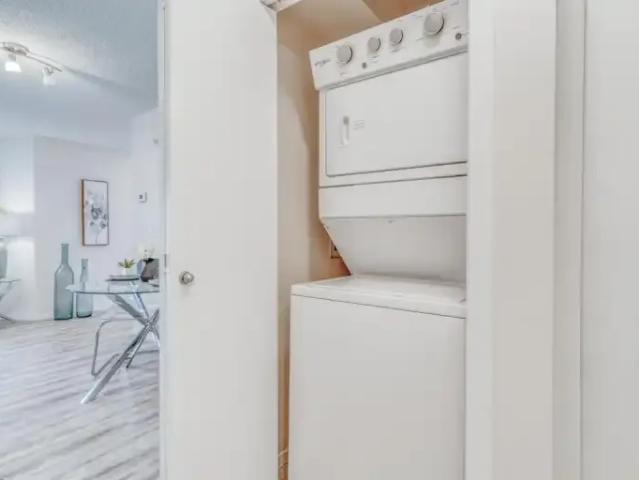 Apartment 1.5 Bedroom For Rent Edmonton AB 1391 ES103090917