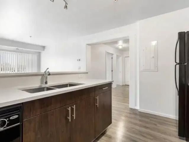 Apartment 1.5 Bedroom For Rent Regina SK 1535 ES104711407