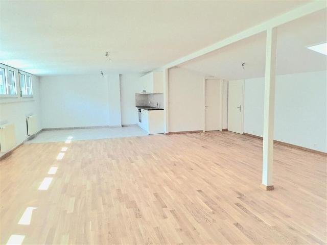 Apartment,1,82