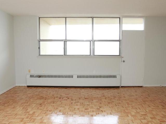 Apartment 1 Bedroom For Rent Mississauga ON 2175 ES96248158