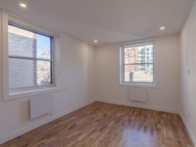 Apartment 1 Bedroom For Rent Montréal QC 1475 ELS98313490