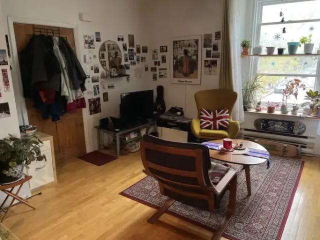 Apartment 1 Bedroom For Rent Montreal QC 1680 ES102366517