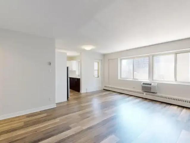 Apartment 1 Bedroom For Rent Montreal QC 1749 ES105087357