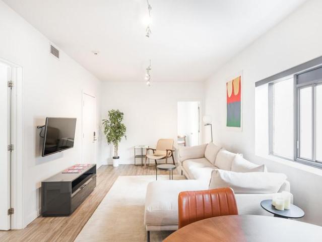 Apartment 1 Bedroom For Rent Montreal QC 1760 ES91194294