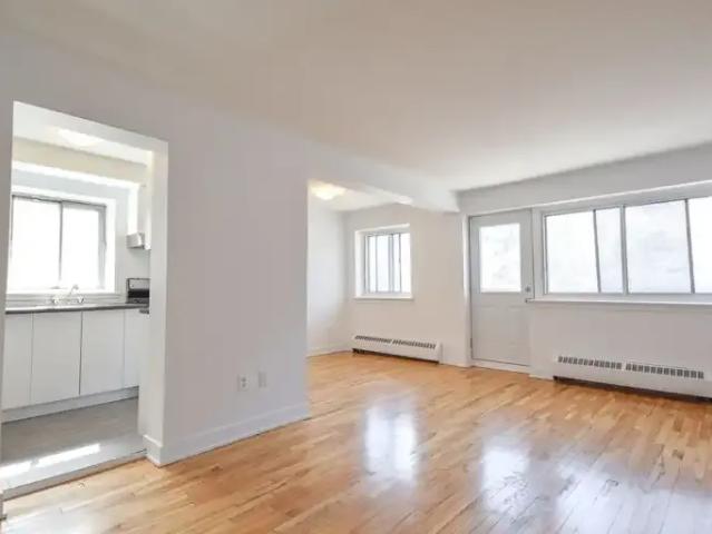 Apartment 1 Bedroom For Rent Montreal QC 1038 ES105022547
