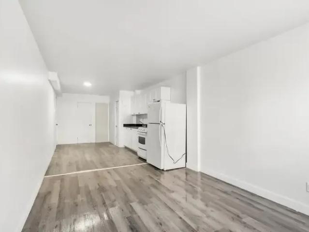 Apartment 1 Bedroom For Rent Montreal QC 1275 ELS95003287