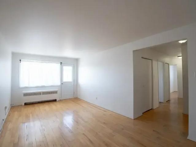 Apartment 1 Bedroom For Rent Montreal QC 1300 ELS95029457