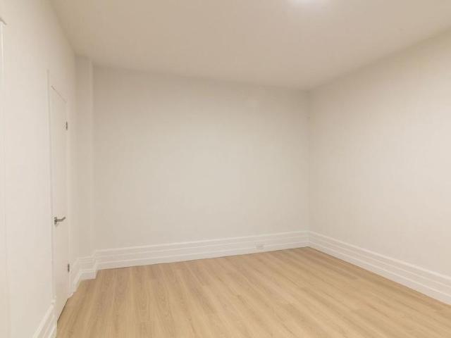 Apartment 1 Bedroom For Rent Montréal QC 1399 ES98313458