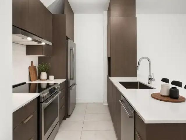 Apartment 1 Bedroom For Rent Montreal QC 2600 ES105198491