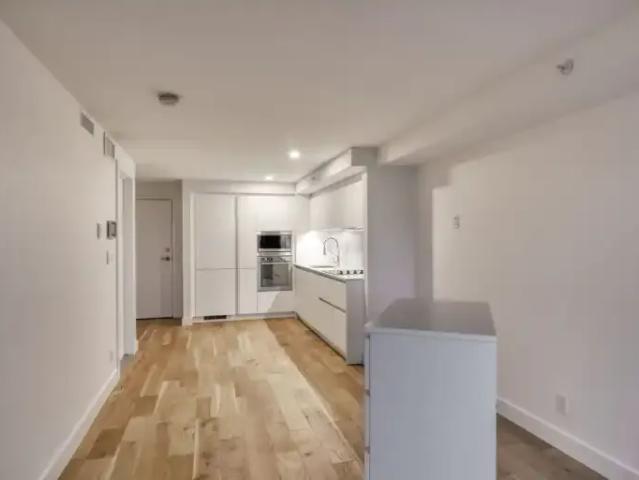 Apartment 1 Bedroom For Rent Montreal QC 2345 ES89357360