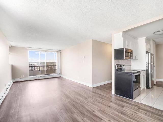 Apartment 1 Bedroom For Rent New Westminster BC 1998 ES97742984