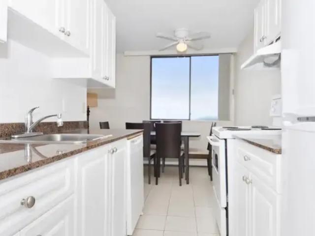 Apartment 1 Bedroom For Rent North Vancouver BC 2200 ES104752852