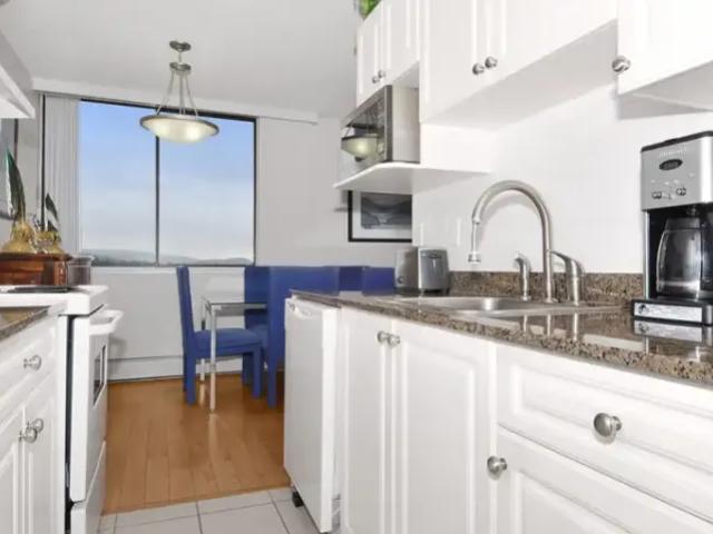 Apartment 1 Bedroom For Rent North Vancouver BC 2300 ES99972676