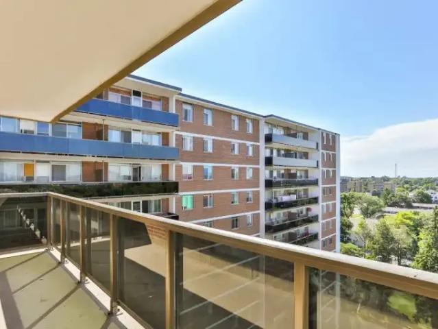 Apartment 1 Bedroom For Rent North York ON 2000 ES102578237