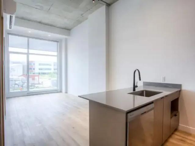 Apartment 1 Bedroom For Rent Outremont QC 1880 ES101506743