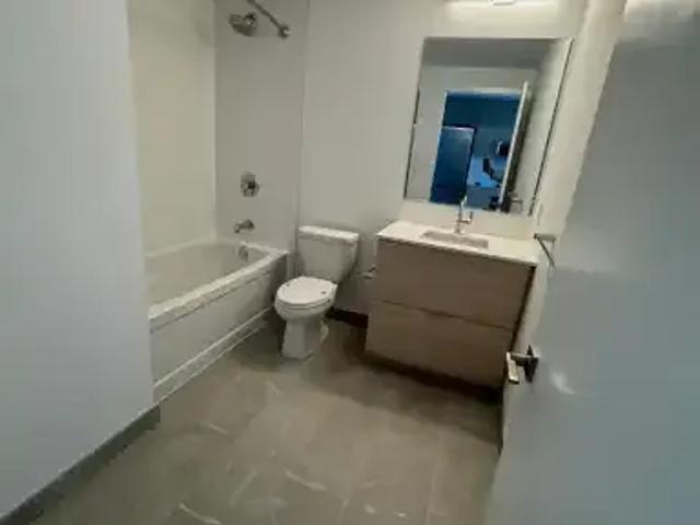 Apartment 1 Bedroom For Rent Oakville ON 1975 ES102915294