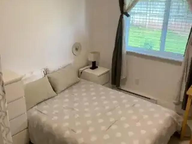 Apartment 1 Bedroom For Rent Oakville ON 1300 ES101773647