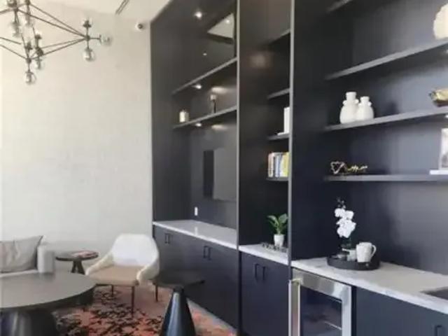 Apartment 1 Bedroom For Rent Oakville ON 2000 ES100761367