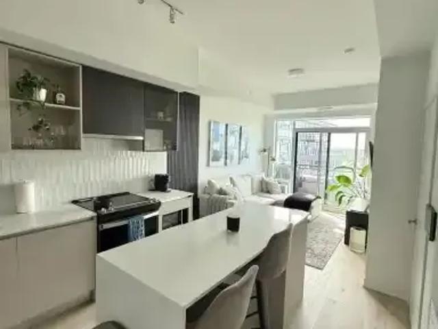 Apartment 1 Bedroom For Rent Oakville ON 2200 ES103322748