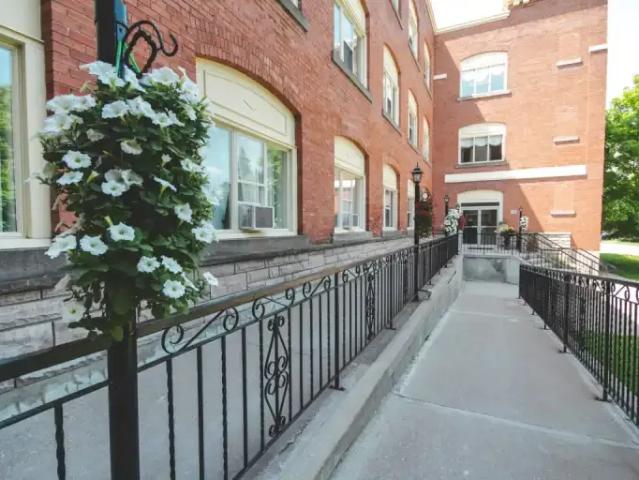Apartment 1 Bedroom For Rent Orangeville ON 2080 ES104887728