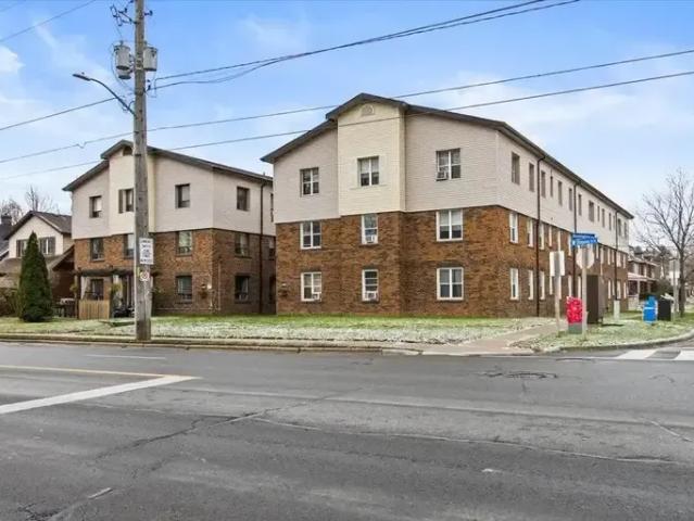 Apartment 1 Bedroom For Rent Oshawa ON 1650 ES96463585