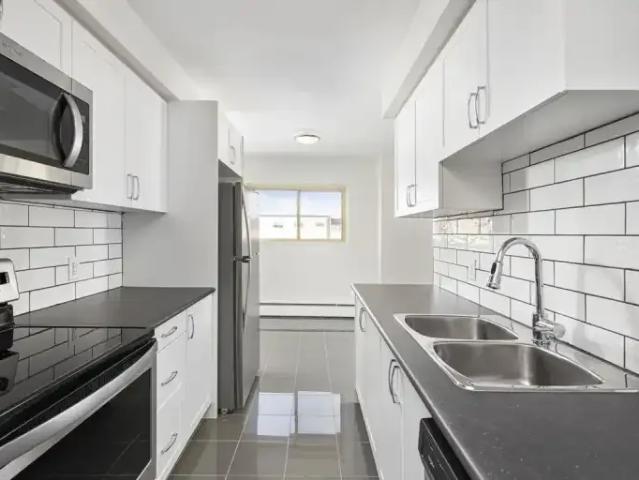 Apartment 1 Bedroom For Rent Oshawa ON 1848 ES104863430