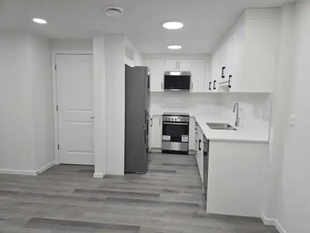 Apartment 1 Bedroom For Rent Airdrie AB 1150 ES104181792