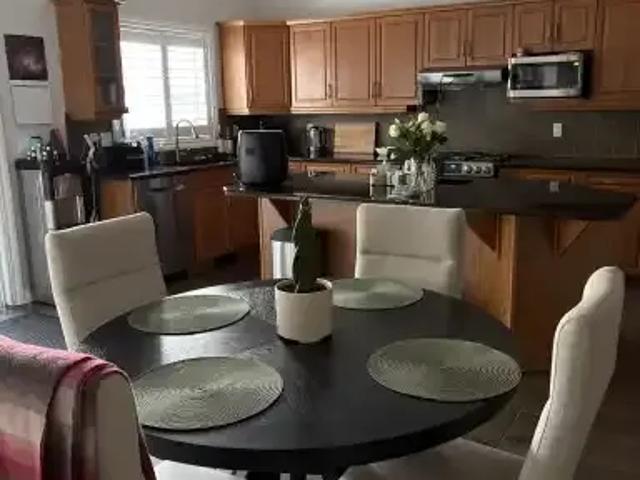 Apartment 1 Bedroom For Rent Airdrie AB 800 ES104638399