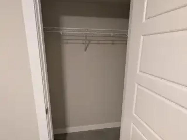 Apartment 1 Bedroom For Rent Airdrie AB 900 ES104506837