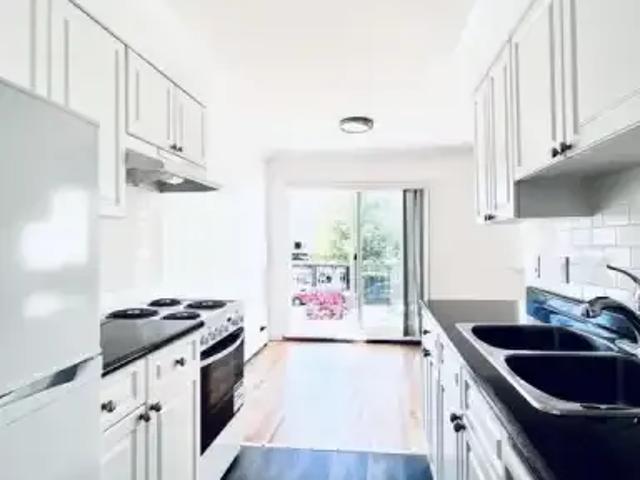 Apartment 1 Bedroom For Rent Burnaby BC 2095 ELS102338907