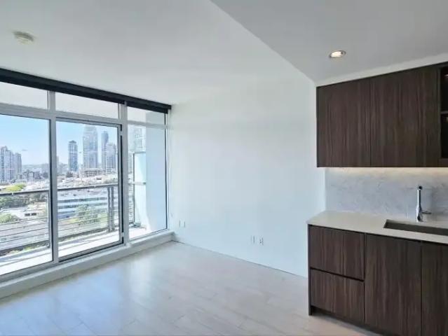 Apartment 1 Bedroom For Rent Burnaby BC 2150 ES105048082