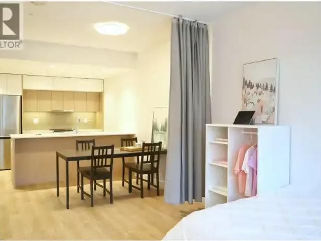 Apartment 1 Bedroom For Rent Burnaby BC 2300 ES103652826
