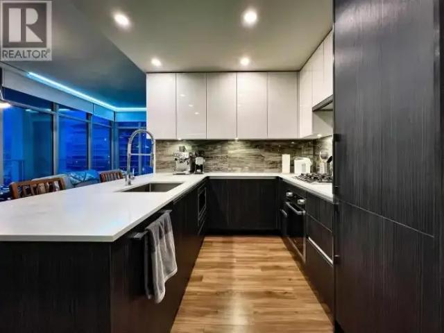 Apartment 1 Bedroom For Rent Burnaby BC 2700 ES105048096