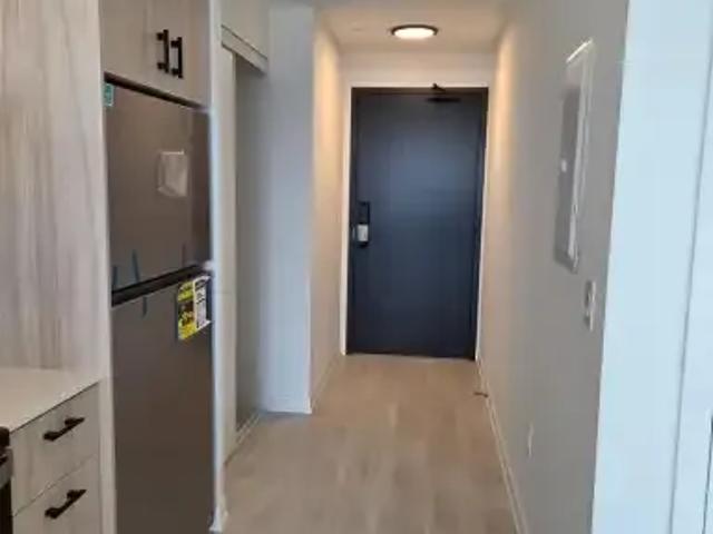 Apartment 1 Bedroom For Rent Burlington ON 2000 ES102468376