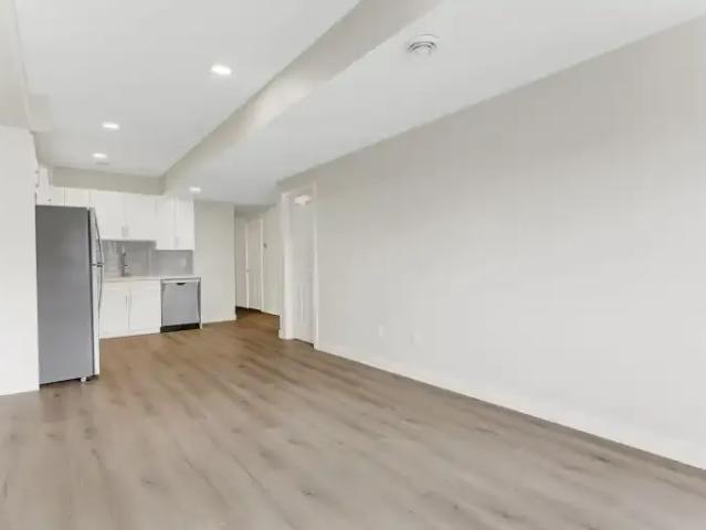 Apartment 1 Bedroom For Rent Beaumont AB 950 ES105004676