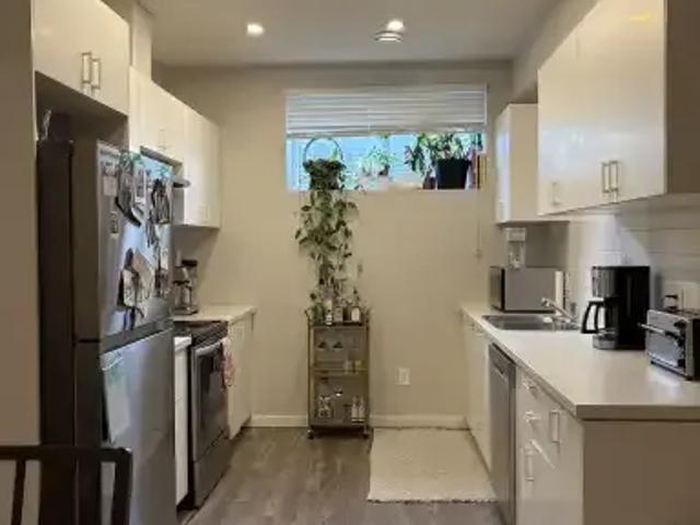 Apartment 1 Bedroom For Rent Calgary AB 1300 ES104180402