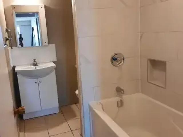 Apartment 1 Bedroom For Rent Calgary AB 1330 ELS101877431