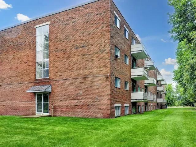 Apartment 1 Bedroom For Rent Cambridge ON 1715 ES95424231