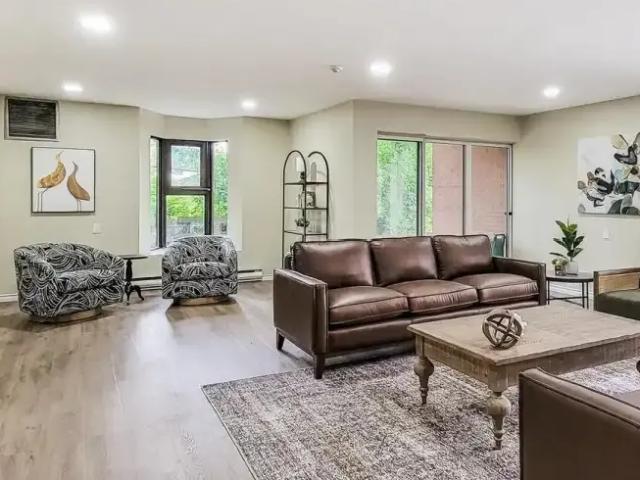 Apartment 1 Bedroom For Rent Cambridge ON 1725 ES104875884