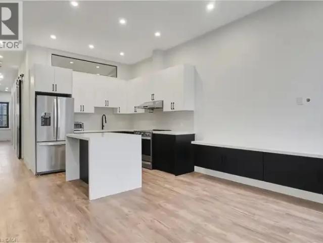 Apartment 1 Bedroom For Rent Cambridge ON 1950 ES103119071
