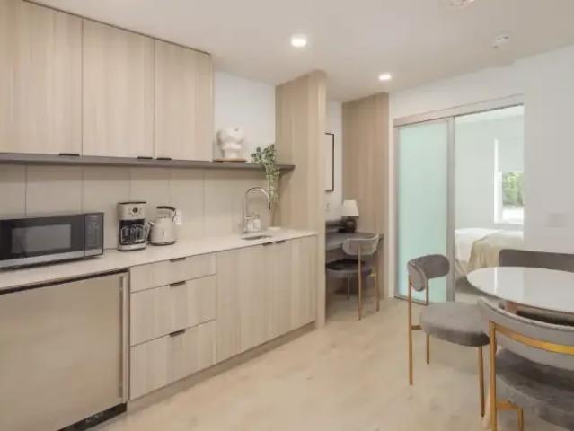 Apartment 1 Bedroom For Rent Coquitlam BC 2850 ES99504415
