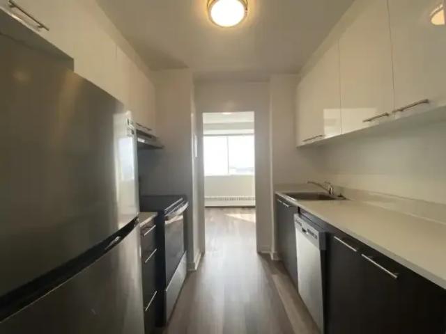 Apartment 1 Bedroom For Rent Cote Saint QC 1529 ES101474030