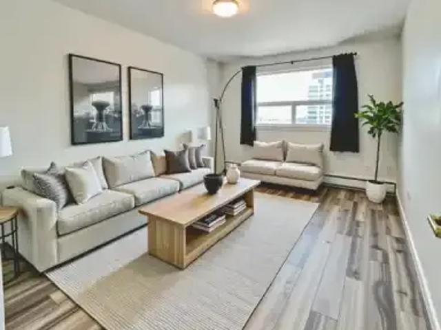 Apartment 1 Bedroom For Rent Dollard QC 1495 ES103178882