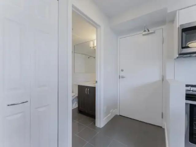 Apartment 1 Bedroom For Rent Etobicoke ON 1948 ES99675319